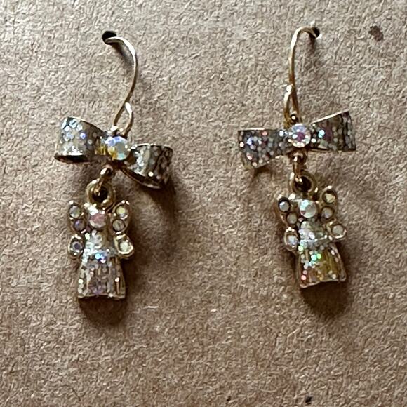 BOGO FREE AB ANEL BOW EARRINGS - Picture 1 of 4
